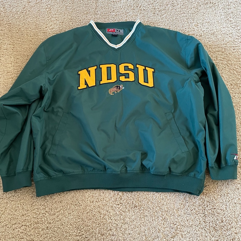 North Dakota State University Men’s XL Pullover Jacket North Dakota State Bison
